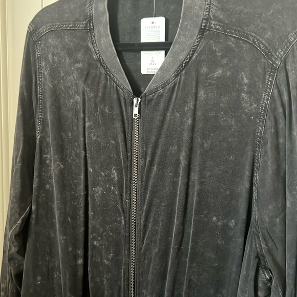 Torrid Challis Bomber - Picture 4 of 11